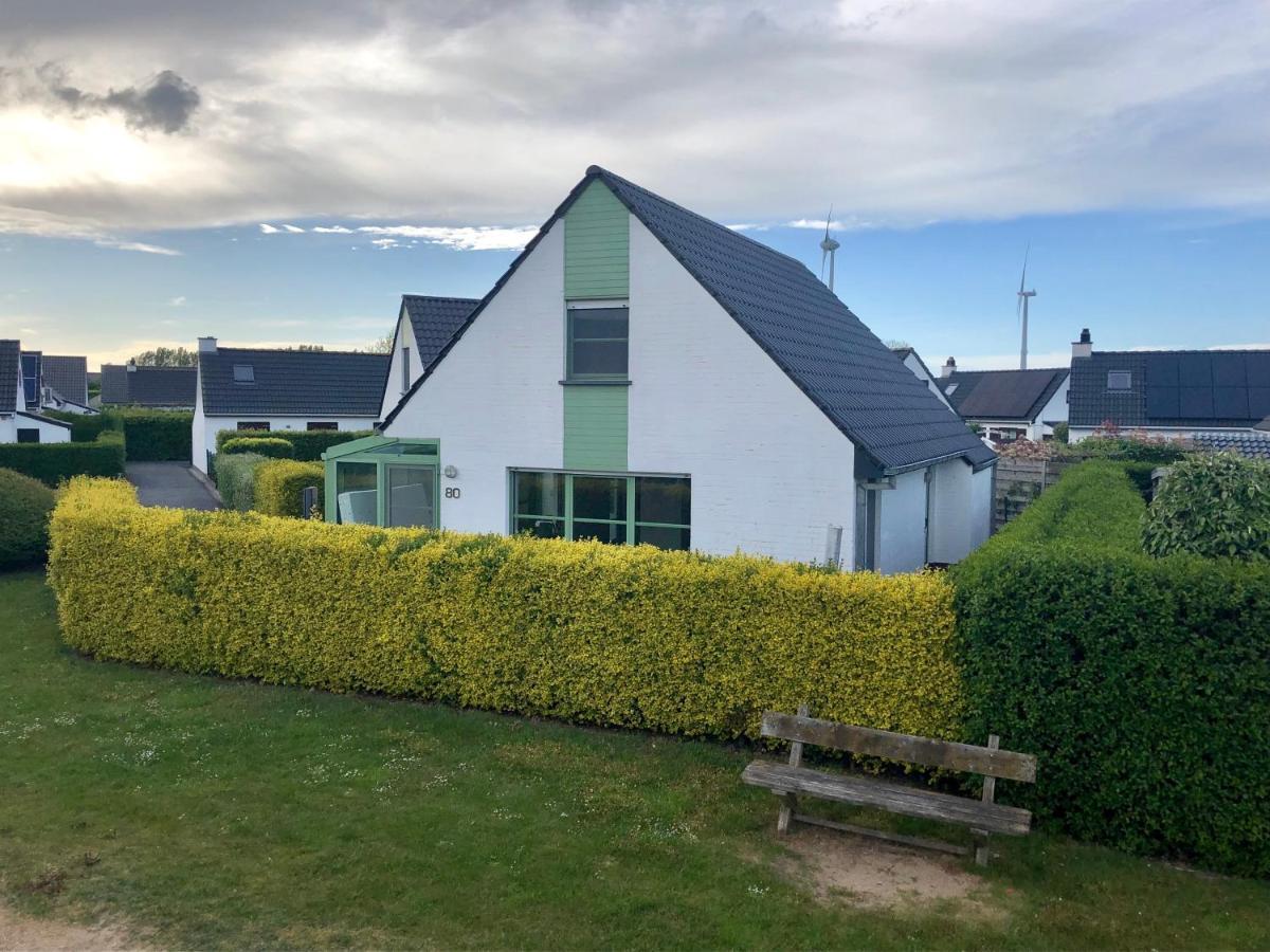 Holiday home Nieuwendamme 80